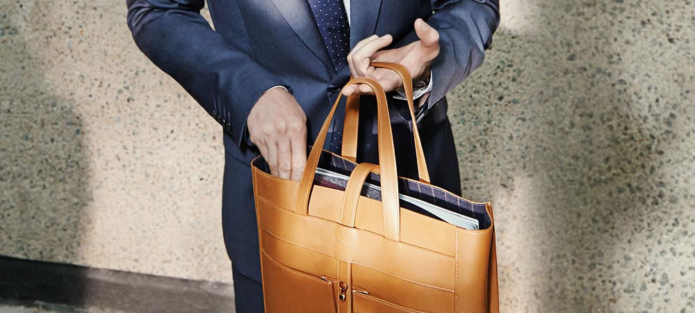 chọn túi xách phù hợp với trang phục