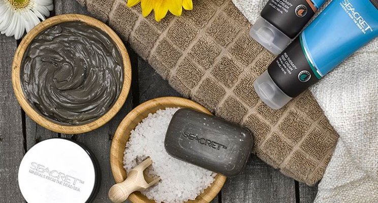 Mẹo làm sạch túi xách bị mốc bằng xà phòng cục Mẹo làm sạch túi xách bị mốc bằng xà phòng cục