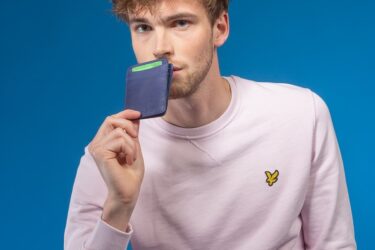 Các mẫu ví nam dáng đứng nhỏ gọn mới nhất