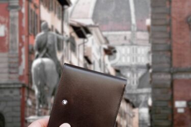 Các hãng bóp nam nổi tiếng: 9 thương hiệu mang đẳng cấp quốc tế