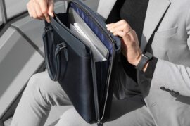 Túi xách nam đeo chéo Adidas có tốt không?