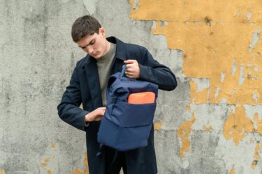 Cách sửa khóa kéo balo bị hở đơn giản