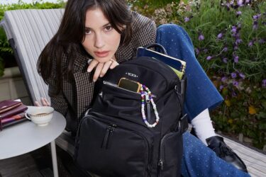 Có được mang balo vào rạp chiếu phim?