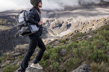 Top 5 balo có bánh xe kéo nữ thời trang