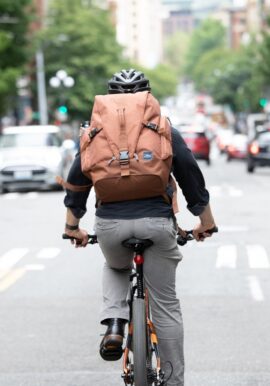 Các mẫu balo du lịch hè 2025 nổi bật